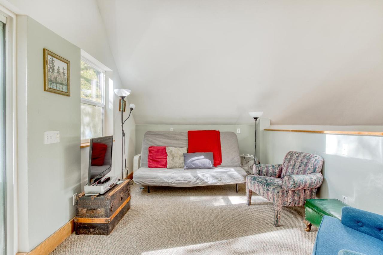 Wildwood Cabin Welches エクステリア 写真